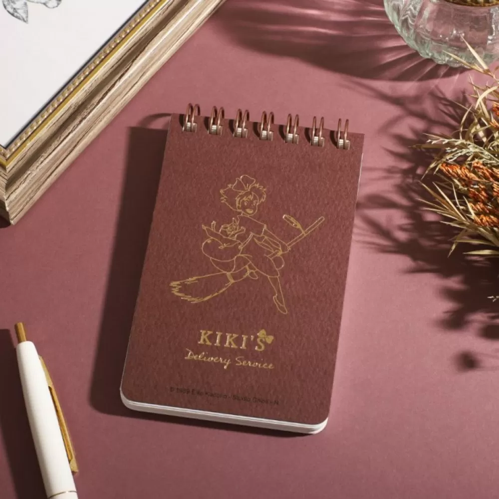 Shop Carnet A Spirales Gauffre 11,5×7,2Cm Kiki Sur Son Balai - Kiki La Petite Sorciere Carnets Et Cahiers