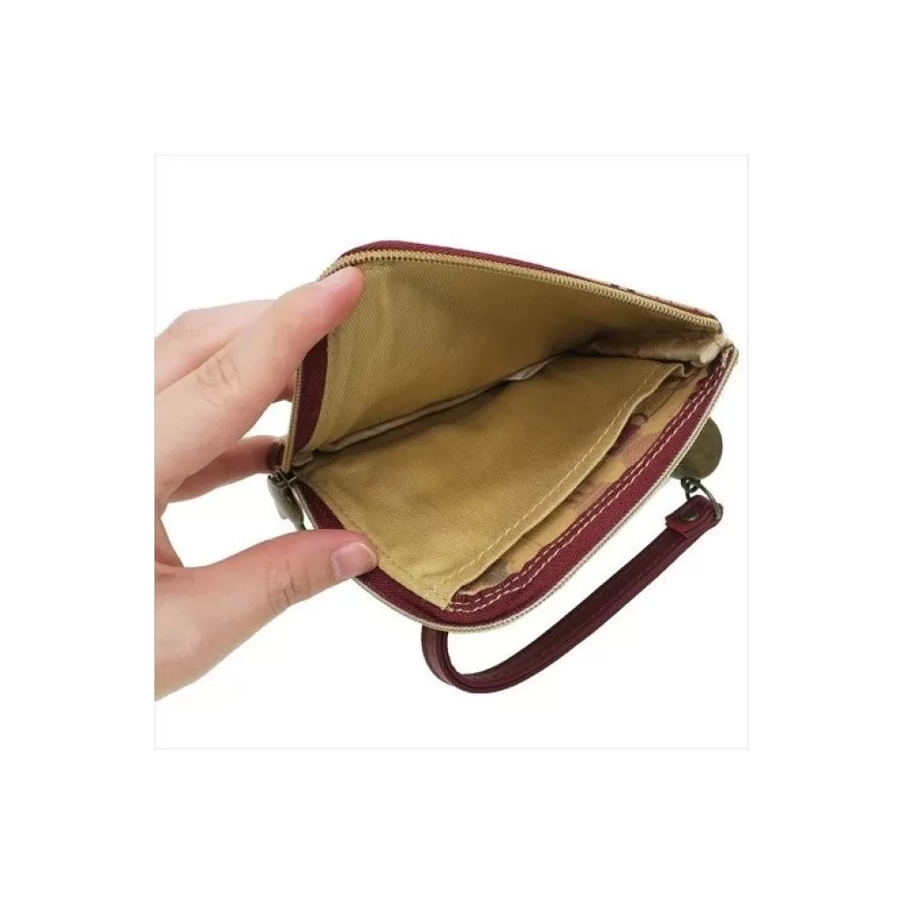 Cheap Kiki La Petite Sorciere Chocolate Pochette Avec Attache Bobine Accessoires